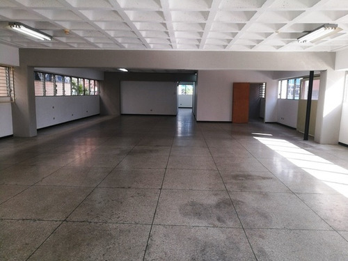 Imagen 11 de 13 de Planta Industrial En Alquiler En La Urbina