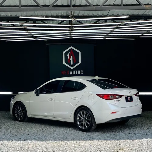 Mazda 3 2.0 Touring At
