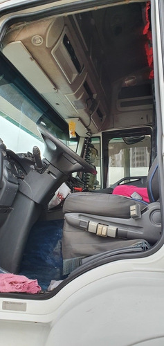 Imagem 6 de 8 de Iveco Strallis 440 Traçado