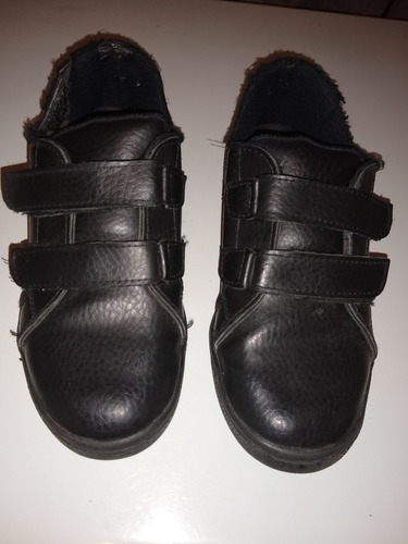 Zapatos De Goma Escolar Usados