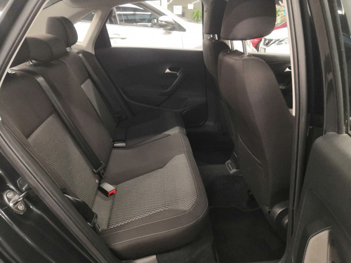 Imagen 13 de 15 de Volkswagen Vento 2020 1.6 Confortline Mt