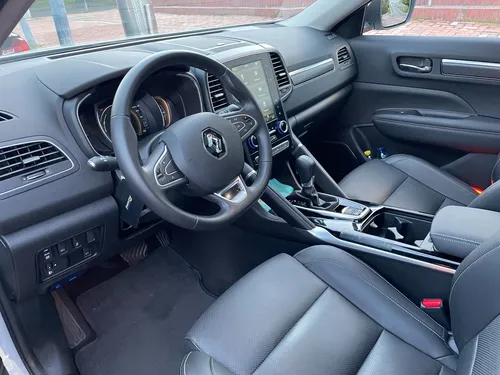 Renault Koleos 2.5 Intens 4X4 Bose