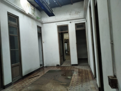 Imagen 7 de 14 de Gran Casa En Calle Colón Muy Buen Estado