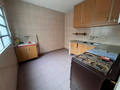 Vivienda 2 Amb + Local 2 Plantas + Galpon Interno