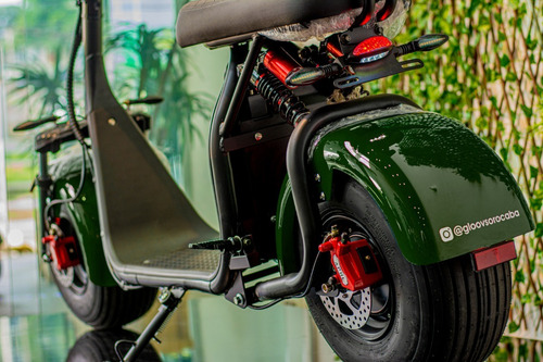 Imagem 10 de 15 de Scooter Eletrica Gloov 1500