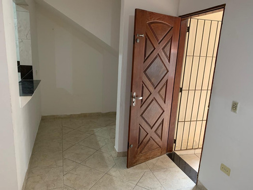 Imagem 8 de 14 de Sobrado 3 Quartos,suíte,2 Vagas De Garagem 867