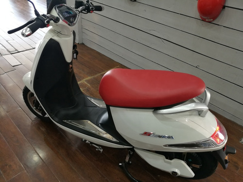 Imagen 8 de 25 de Moto Electrica Grace Scooter Se Patenta 0km Sunra Litio