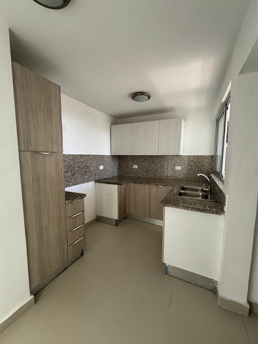 Venta Apto 144mts Centro Degazcue 5to Piso 2habitaciones