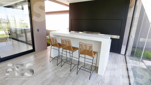 Casa En Venta Amoblada 6 Ambientes Fincas Del Alba Imperdible