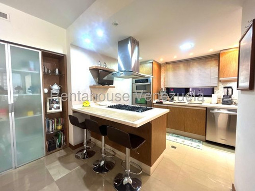 Desireé De Sousa Vende Hermoso Y Amplio Apartamento Duplex Nueva Segovia Barquisimeto, Piso Bajo, Planta Eléctrica, Maletero, Estacionamiento Techado. #25-24542