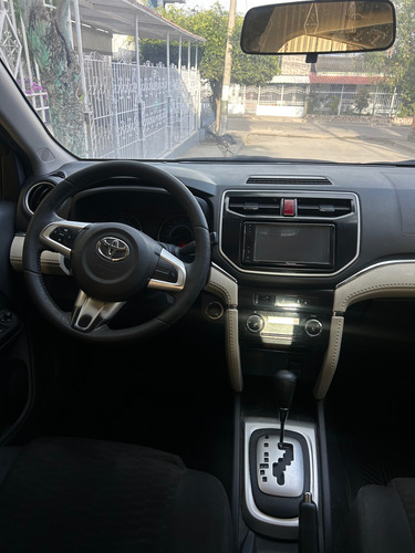 Toyota Rush 1.5 High