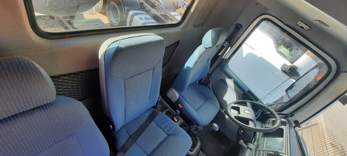Imagem 6 de 19 de Vw 15 180 Constellation 4x2 Caçamba Basculante Facchini 2009