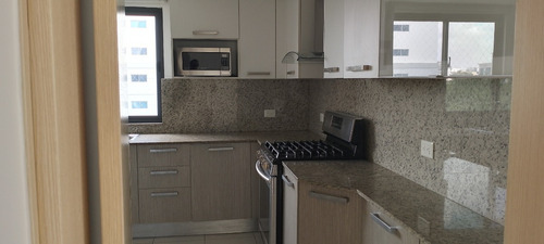 A281 - Apartamento De Lujo En Alquiler En Santo Domingo | 190 M² | 3 Habitaciones | Línea Blanca Y Aires | $2,500 Usd | #foxpiantini