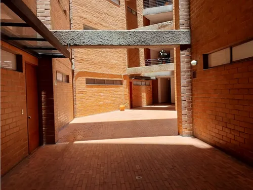 Venta Apartaestudio En Castropol - Loma Del Encierro- El Poblado