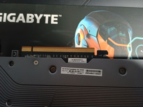 Placa De Video Amd Gigabyte Radeon Rx 7900 Xt 20gb Gaming Oc (Usado)