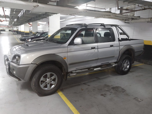 Mitsubishi L200 2.5 Outdoor Hpe Cab. Dupla 4x4 4p