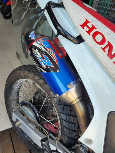 Imagen 15 de 15 de Honda Tornado 250