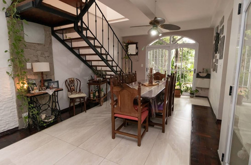 Imagen 5 de 30 de Excelente Casa De 4 Ambientes En Venta En Martinez!!