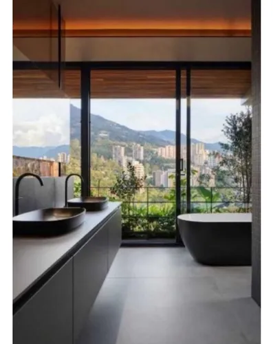 Gran Penthouse En Altos Del Poblado Para Venta