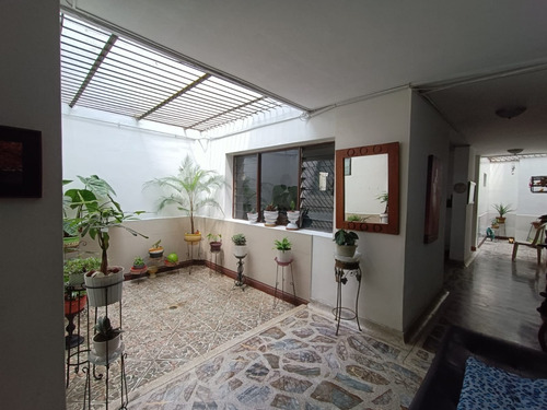 Imagen 12 de 27 de Se Vende Casa Comercial Y Familiar En El Sector De Villa Nueva