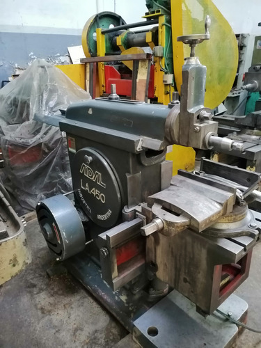 Limadora Marca Aidal De 450 Mm Con Morsa Y Motor Trifasico. (Usado)