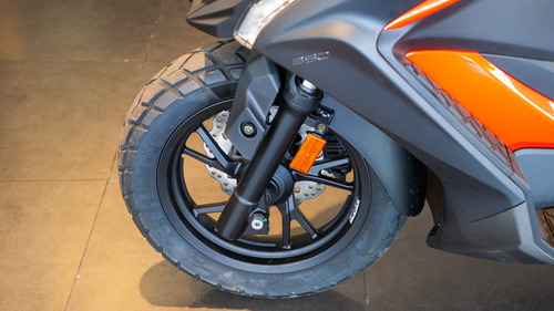Kymco Dtx 350 Tcs No Voge Sr4 Pro Downtown Honda Pcx