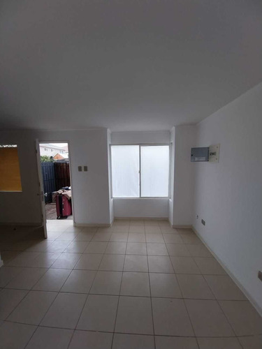 Arriendo Casa En Condominio Ciudad Del Sol (105957)