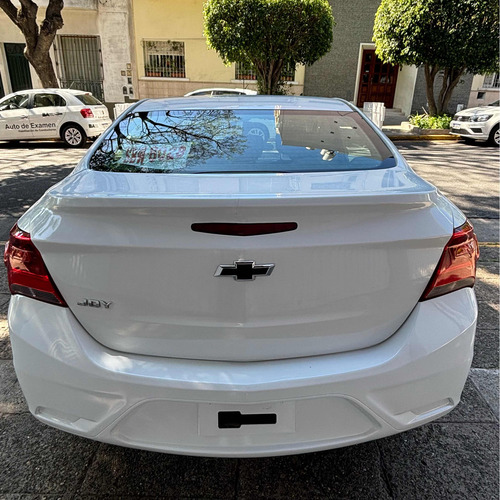 Chevrolet Onix plus 1.4 Black Edition