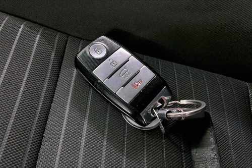 Imagen 12 de 25 de Kia Forte 4 Pts Ex, Tm6, A/ac, Bl, Camara Reversa 7, F Nie