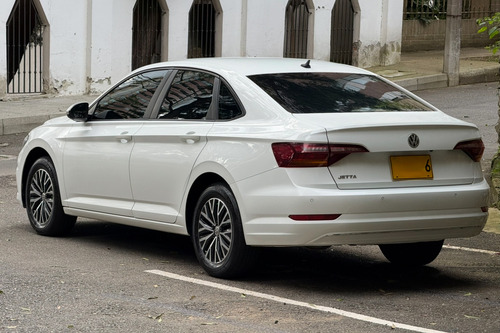 Volkswagen Jetta Vii 1.4 Tsi Comfortline