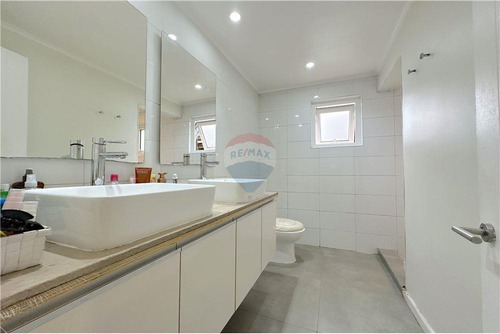 Preciosa Casa Remodelada 3 D 2b, Más Visitas.