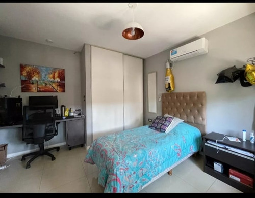 Duplex En Venta En Castelar Sur
