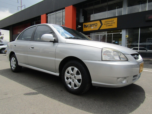Kia Rio Stylus Sedan
