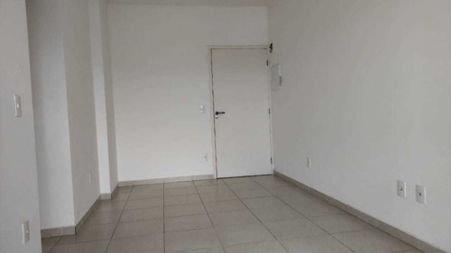 Imagem 7 de 14 de Am135 Apartamento De 2 Dorms Com Ótima Localização. Ótim