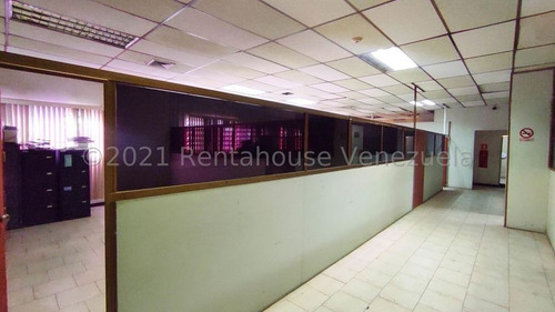 Imagen 10 de 29 de Galpones En Venta Av. Alfaragua, Santa Rita, Maracay, 22-13300 Mv