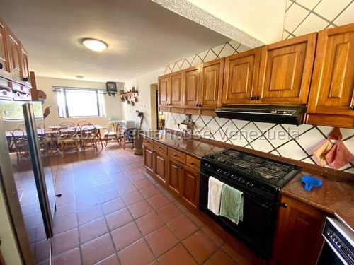 ¡es Para Ti! Acogedora Casa En Venta La Lagunita Country Club