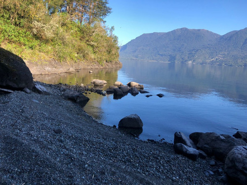 Espectacular Lodge Primera Línea Lago Ranco