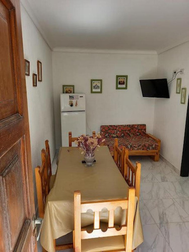Departamento En Venta - 2 Dormitorios 1 Baño - Villa Gesell