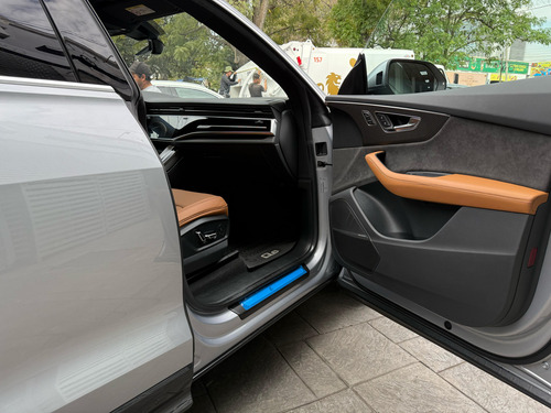 Audi Rsq8 2021