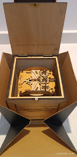 Juego Ingenio Caja Secreta Escape Room In Box Atlantis+ Caja En Madera Decorada