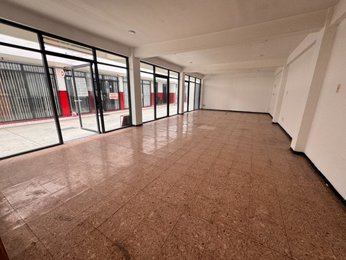 Renta Flexible De Locales/oficinas Frente A Patio Ecatepec Desde $18,000