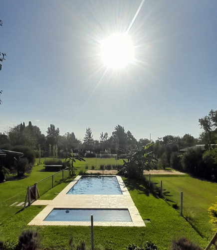 Quinta P/eventos(quincho/pileta/cancha D Futbol)zona Oeste.