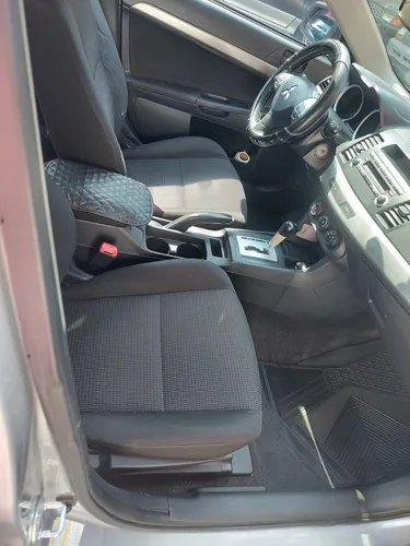 Mitsubishi Lancer Es At Cvt