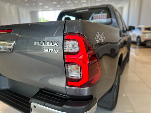 Toyota Hilux Pick-up 2.8 Cd Srv 204cv 4x4