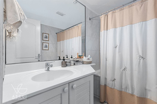 Departamento En Venta De 3 Dorm. En Las Condes