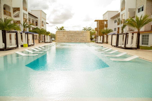 Remato Apartamentos En Cap Cana De 2 Habitaciones En Tanama Lodge Con Patio De 51 Metros