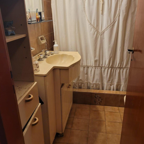 Oportunidad Venta De Casa Castelar