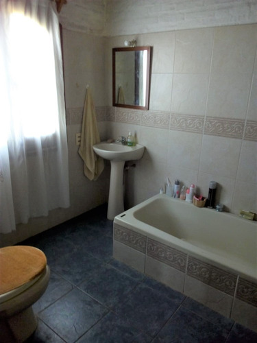 Imagen 10 de 12 de Casa En Venta En La Cross 2 Plantas 2700m2