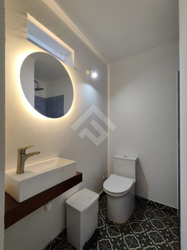Casa En Venta De 3 Dorm. En Ñuñoa Vecina A Parque Juan Xxiii