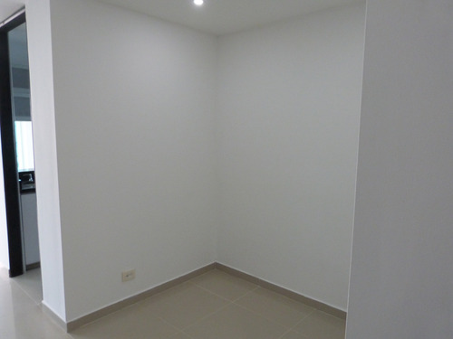 Imagen 17 de 30 de Venta O Alquiler De Apartamento En Crespo.